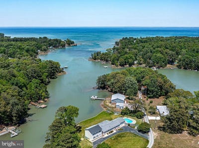 /international/us/415-clarke-heathsville-va-110107893306/