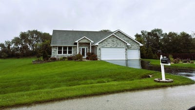 /international/us/10175-creek-ridge-trail-belvidere-il-110110297827/