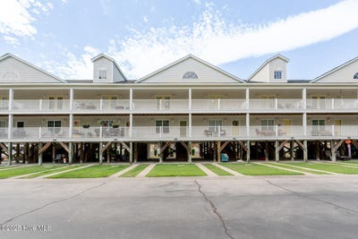 /international/us/71-precious-memories-lane-white-lake-nc-110103293464/