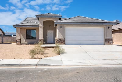 /international/us/3830-e-jett-st-san-luis-az-110098527735/?lang=zh-tw