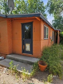 /international/us/192-n-school-st-big-pine-ca-110108014068/
