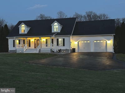 /international/us/25-mish-road-bunker-hill-wv-110106818672/