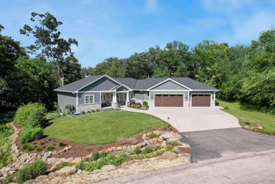 /international/us/11702-n-heritage-ridge-edgerton-wi-110109168822/