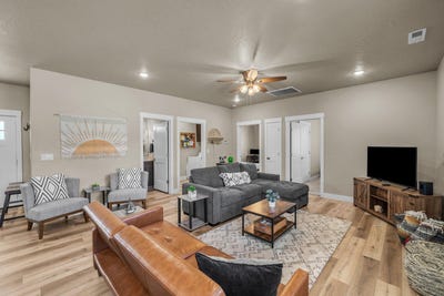 /international/us/1468-s-sage-court-kanab-ut-110100766755/?lang=zh-tw