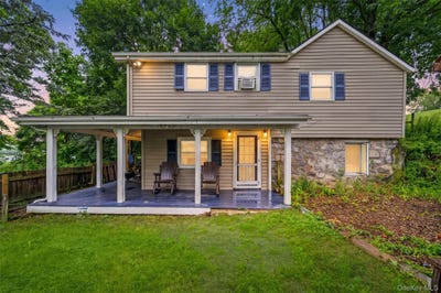 /international/us/241-meadow-avenue-chester-ny-110109388282/