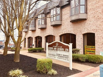 /international/us/120-w-main-street-belleville-al-110108474945/