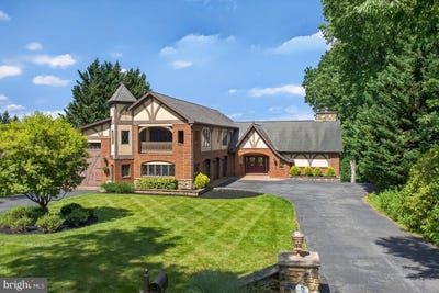 /international/us/85-greenwood-circle-wormleysburg-pa-110108903145/
