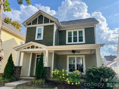 /international/us/16526-spruell-street-huntersville-nc-110120027693/