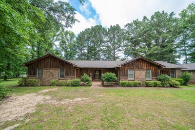 /international/us/3040-campground-road-cabot-ar-110108929943/