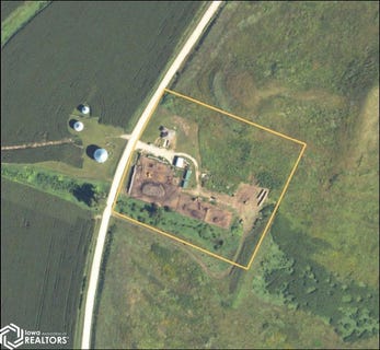 /international/us/14827-oak-avenue-castana-ia-110107200289/