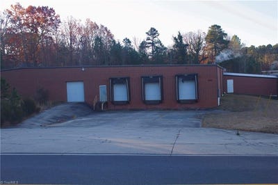 /international/us/2463-old-farmer-road-asheboro-nc-110103423834/