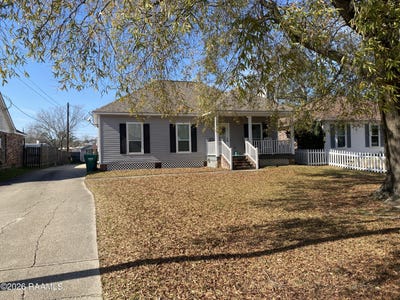 /international/us/1005-don-avenue-denham-springs-la-110106362581/