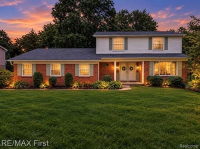 /international/us/3856-estates-drive-troy-mi-110110275705/