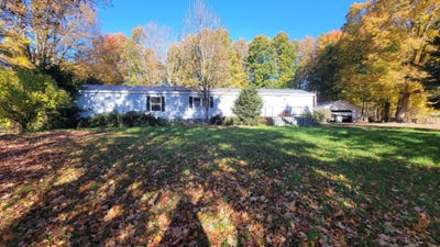 /international/us/n3936-elm-rd-bryant-wi-110110403873/