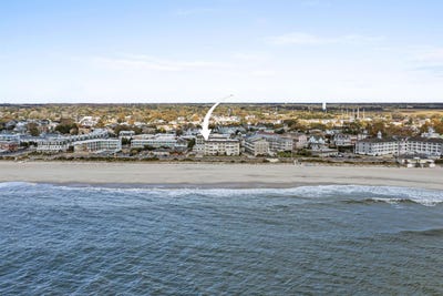 /international/us/217-beach-avenue-cape-may-nj-110106316496/