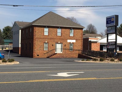 /international/us/1020-jefferson-hwy-staunton-va-110102520329/