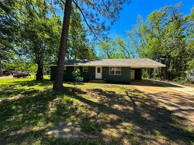 /international/us/714-clarksville-road-bogata-tx-110099010167/
