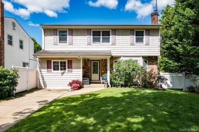 /international/us/1400-wagner-street-wantagh-ny-110108470188/