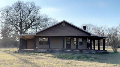 /international/us/1460-highway-469-florence-ms-110105731778/