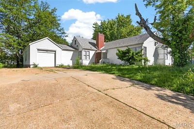 /international/us/765-n-main-street-st-clair-mo-110107954764/