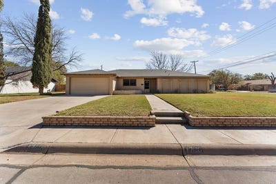 /international/us/1700-n-h-st-midland-tx-110106933938/