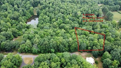 /international/us/cabin-village-1027-hillsville-va-110093084785/