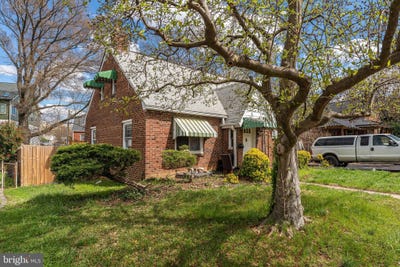 /international/us/715-n-george-mason-drive-arlington-va-110107802455/