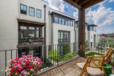 /international/us/2385-1st-avenue-birmingham-al-110107825545/
