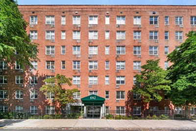 /international/us/642-locust-street-mount-vernon-ny-110110320232/