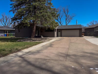 /international/us/360-mcclellan-dr-huron-sd-110107451629/