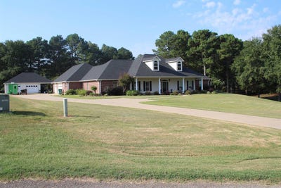 /international/us/899-deerwood-ln-nashville-ar-110110214598/