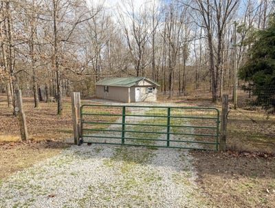 /international/us/401-county-road-448-falkner-ms-110106260811/