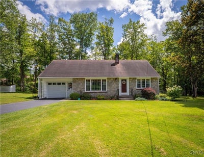 /international/us/258-higby-road-new-hartford-ny-110101194824/?lang=fr