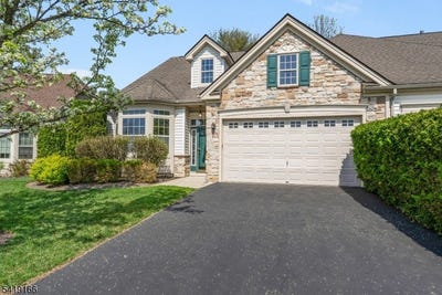 /international/us/579-edward-st-lopatcong-twp-nj-110107475695/