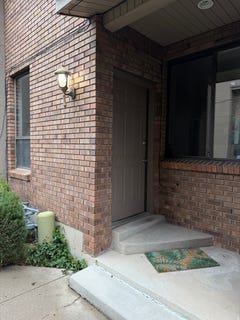 /international/us/8722-s-oakwood-park-cir-sandy-ut-110106185940/