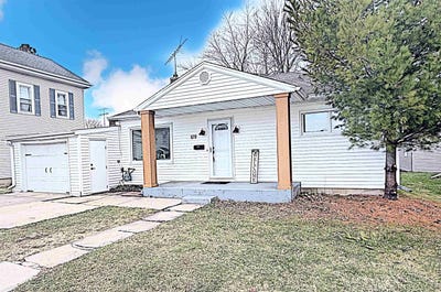 /international/us/109-n-madison-street-chilton-wi-110107157351/