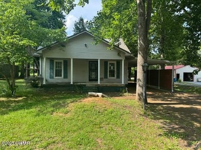 /international/us/571-cheatham-street-bruceton-tn-110100623582/