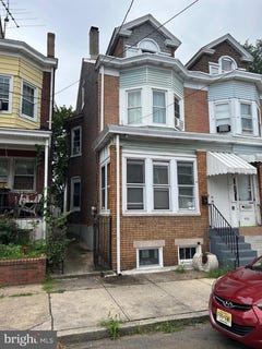 /international/us/464-home-avenue-trenton-nj-110101054231/