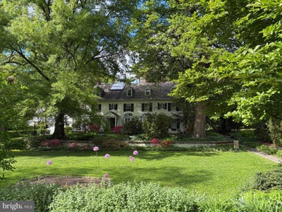 /international/us/1121-spring-grove-avenue-lancaster-pa-110105358021/