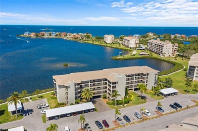 /international/us/8211-brent-street-port-richey-fl-110108079601/