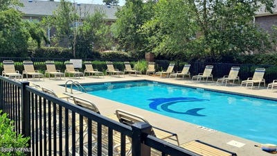 /international/us/4804-exton-park-loop-castle-hayne-nc-110107161157/