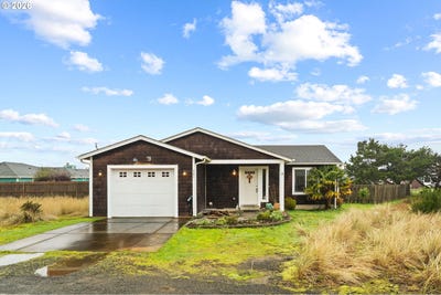 /international/us/901-344th-st-oceanpark-wa-110106564328/