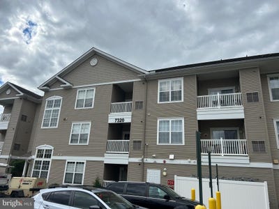 /international/us/7320-maple-avenue-pennsauken-nj-110102972723/