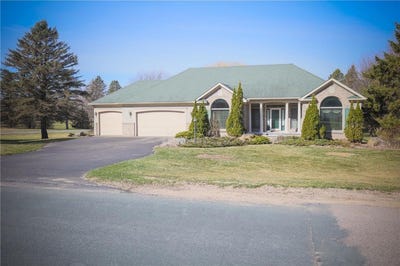 /international/us/n8889-1031st-street-river-falls-wi-110107087577/