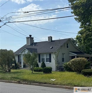 /international/us/69-dunhams-corner-road-east-brunswick-nj-110110382056/