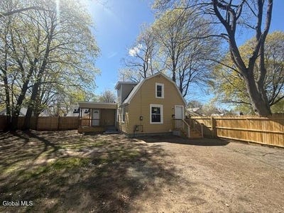 /international/us/16-ogden-street-glens-falls-ny-110107668710/
