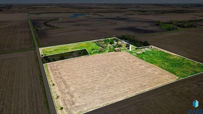 /international/us/23886-454th-ave-madison-sd-110108075427/