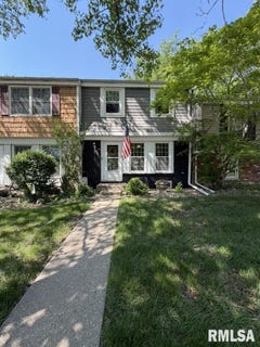 /international/us/130-richmond-road-macomb-il-110108280362/