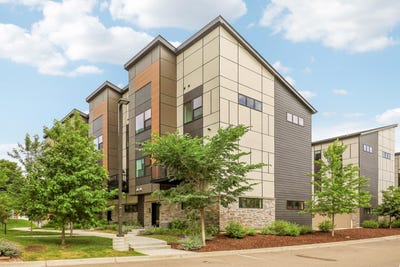 /international/us/6363-16th-avenue-s-richfield-mn-110108707179/