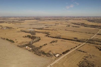 /international/us/na-olive-creek-road-hallam-ne-110107452503/
